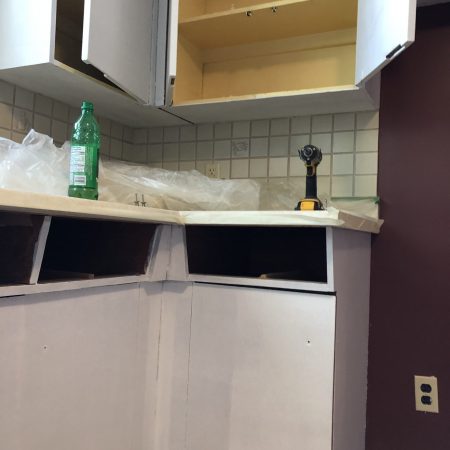 Glossy Retro Kitchen Cabinets With Primer